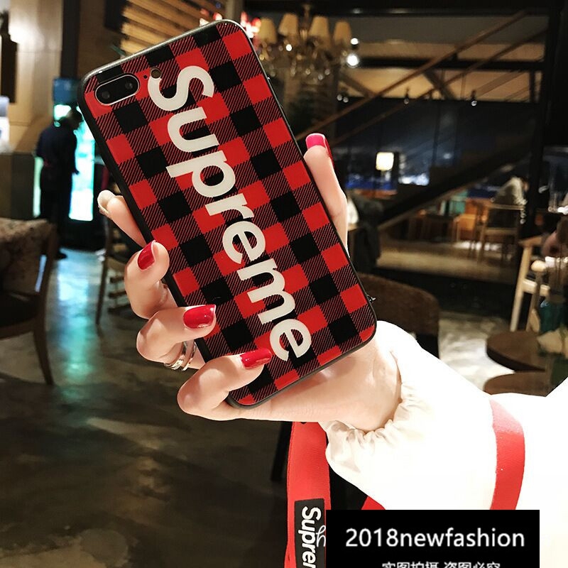 Supreme iphone xsケース