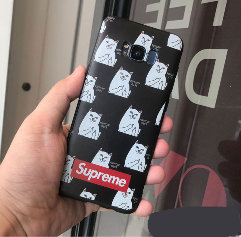 Supreme IPhoneXケース