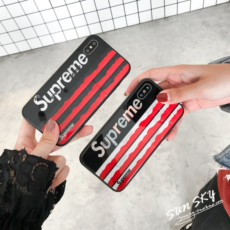 iphone xrケース ブランド Supreme