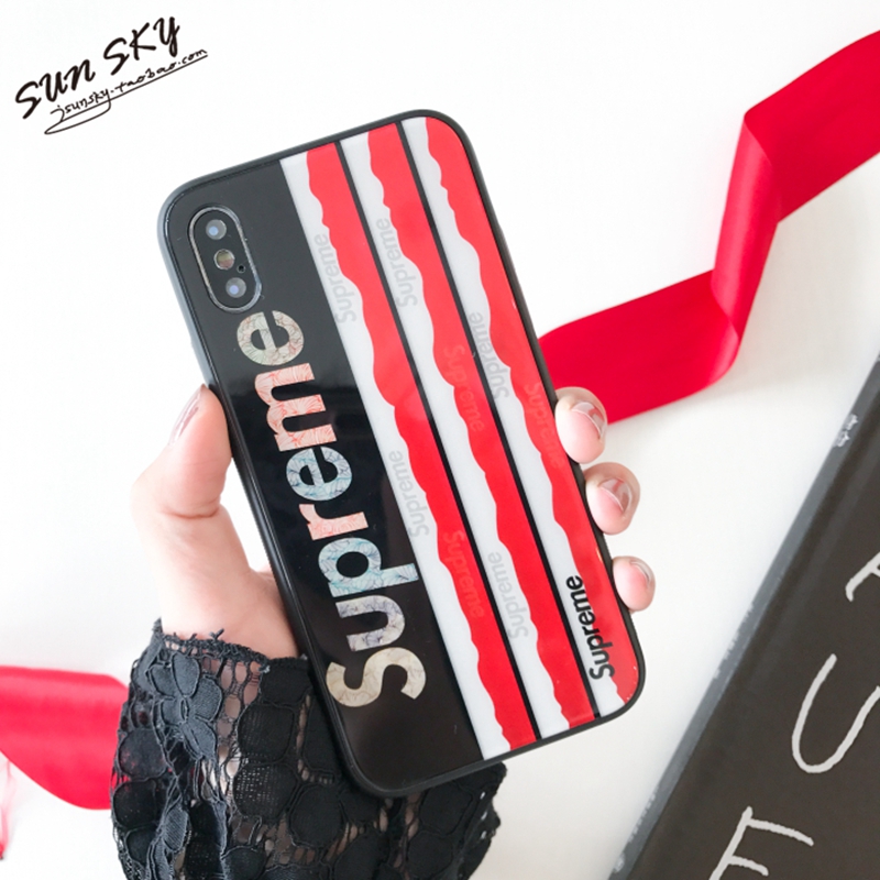 iphone xrケース ブランド Supreme