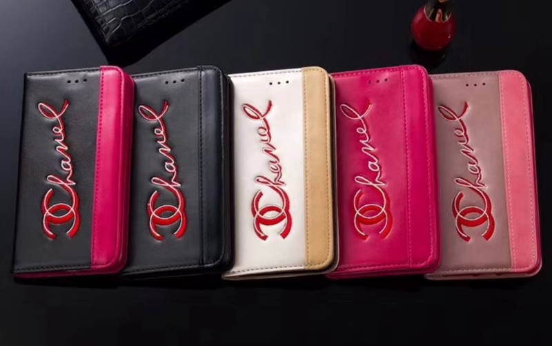 ブランドシャネル Iphone Xrカバー Chanel Iphone Xs Xs Maxスマホケース 手帳型 刺繍 凹みロコとlove文字 カード入れ 紙幣入れ イブサンローラン Iphone8 Galaxy S8カバー おしゃれ バッグ型 キラキラ
