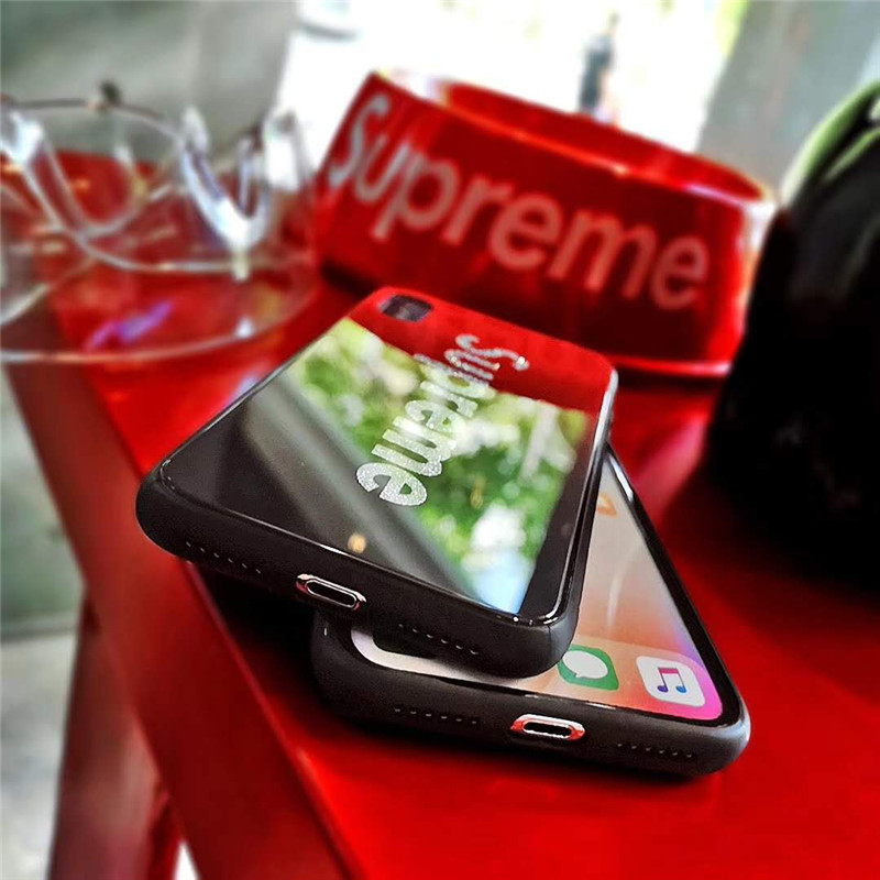 iphone xsケース ブランド supreme