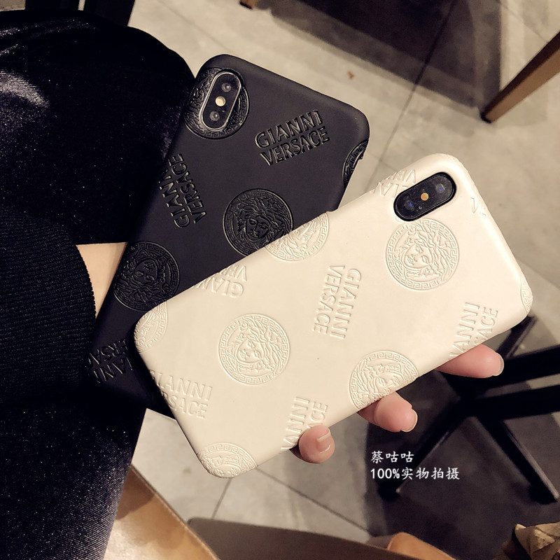 iphone xsケース ヴェルサーチ