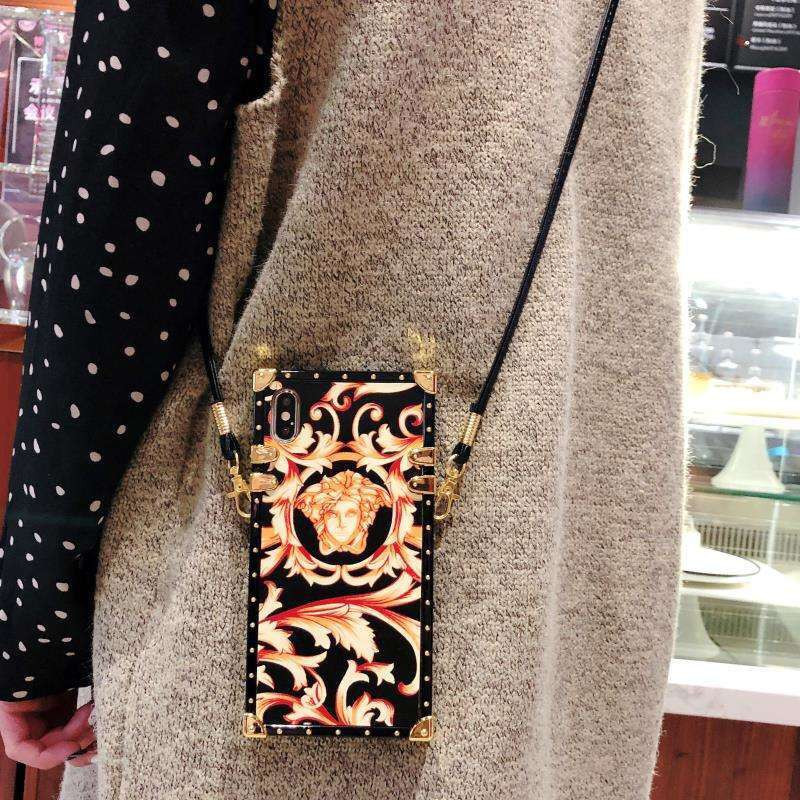 iphone xrケース versace