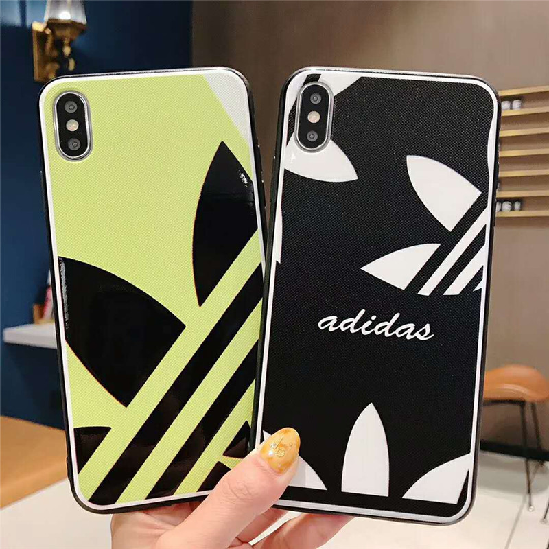 iphone xrケース ADIDAS