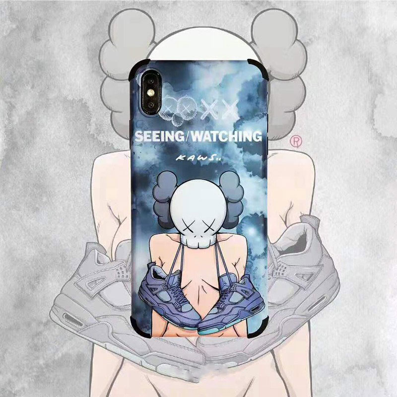 KAWS iphone xr/xs maxケース