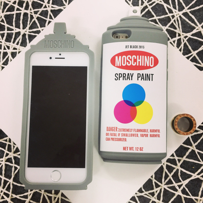 moschino 芸能人愛用 iPhone7 plusカバー