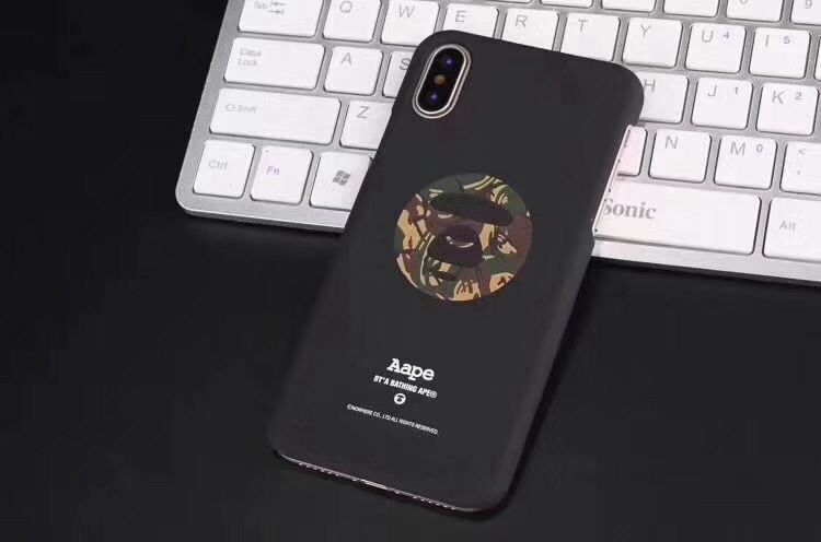 アディダス iPhone7 plusカバー ジャケット