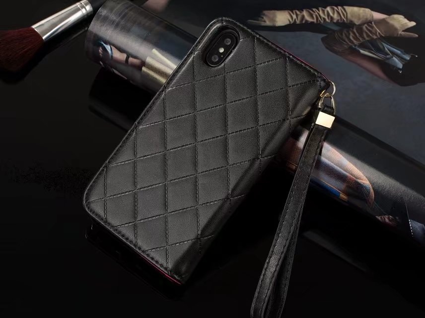 アディダス iPhone7 plusカバー ジャケット