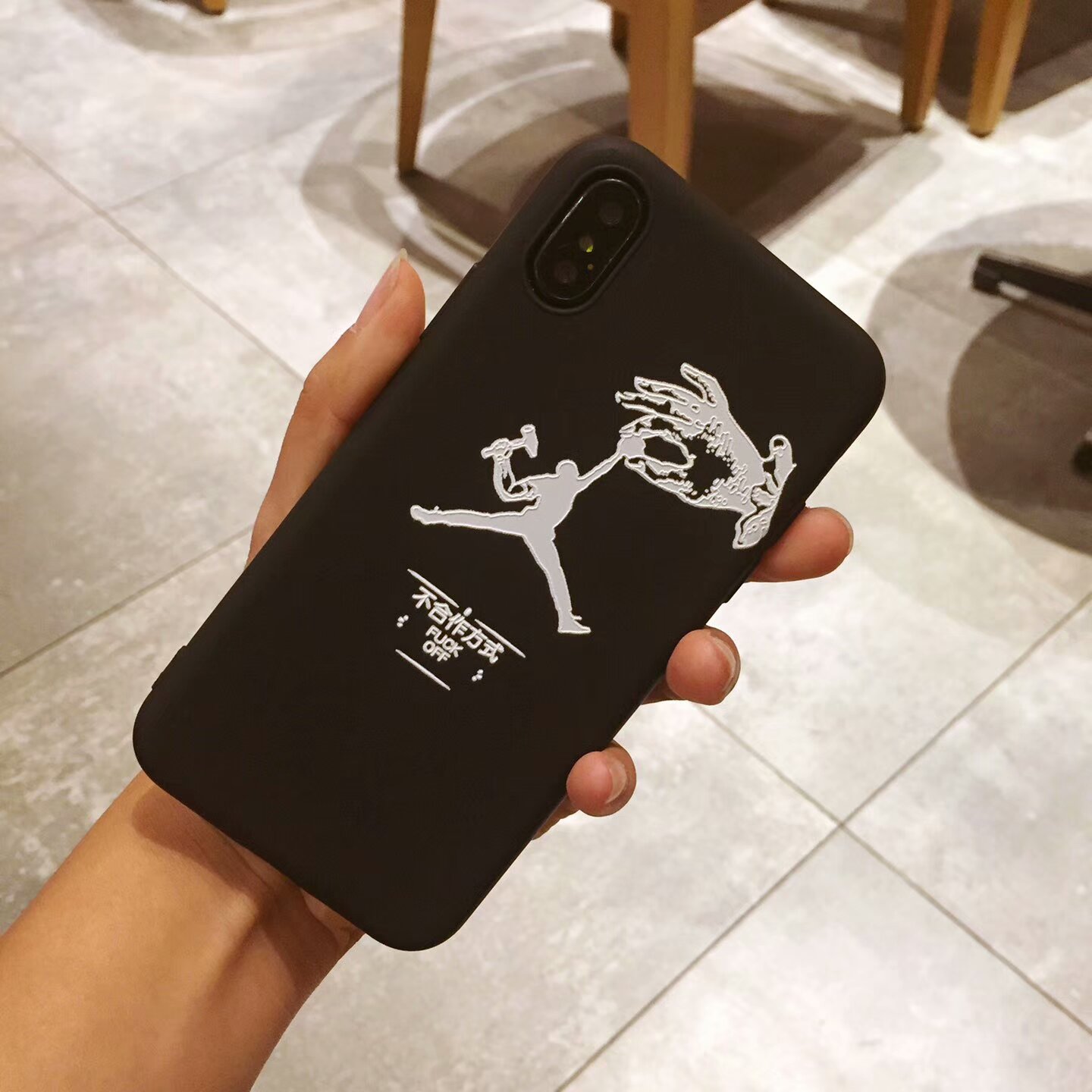 アディダス iPhone7 plusカバー ジャケット