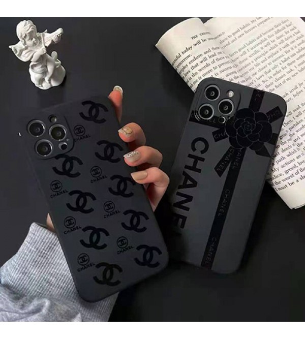 シャネル CHANEL iPhone 13 Pro/12S/12 Mini/12 Pro Max/11 Pro Maxケース ブランド CC 花 リボン柄 モノグラム ジャケット型 TPU 耐衝撃 シンプル 保護 軽量 アイフォン12/11/X/XS/XR/8/7カバー 黒色 メンズ レディース