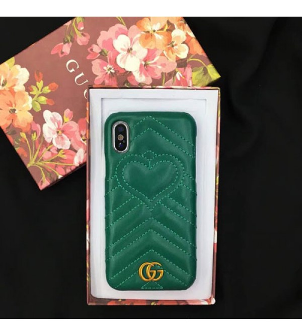 iphone 12 ケースブランドgucci Iphone xr/xs max/xsカバー グッチ Iphone x/se2/8/7スマホケース Iphone6/6s Plus Iphone6/6sジャケット ケース 金色合金ロコ付き