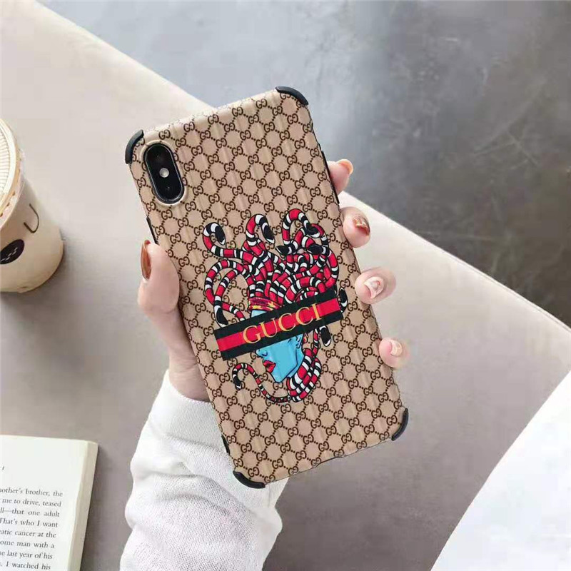 iPhone 12 ケースグッチ gucci iphone xrケース iphone xs/xs maxケース 人気 ブランド 箱デザイン バーバリー   iphone x/10/8/se2/7/6plusケース 3D手触り 耐衝撃 激安通販