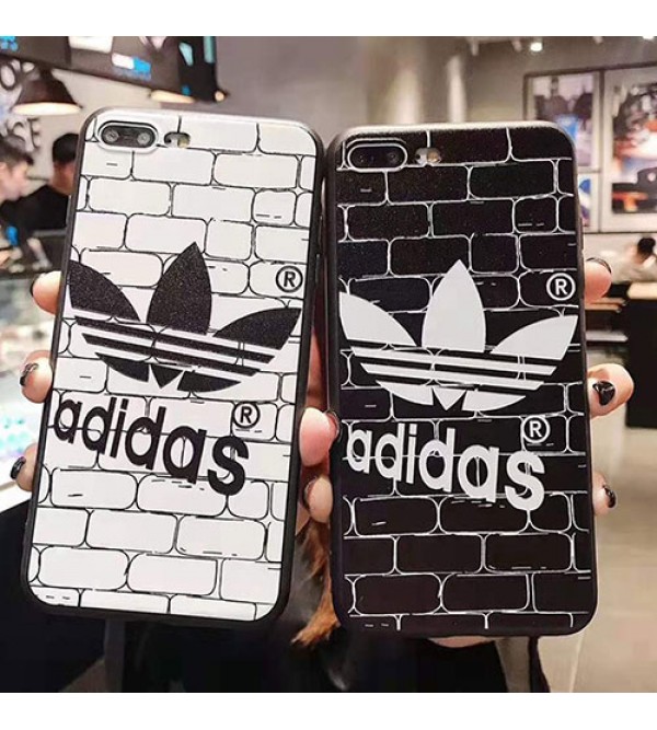 iphone12ケースadidas アディダス iphone11/11 pro max/se2ケースブランド iphone xr/xs maxケース 運動風 アイフォン x/8/7 plusケース 個性潮流  男女兼用