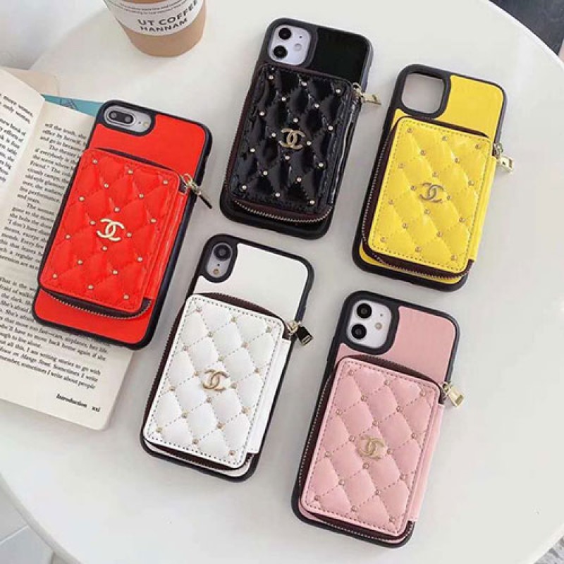 Chanel/シャネル ペアお揃い iphone13/12s/12 pro maxケース iphone xs/x/8/7/se2ケース アイフォン11/x/8/7スマホケース ブランド LINEで簡単にご注文可レディース アイフォンiphone xs/11/8 plusケース おまけつきアイフォン12カバー レディース バッグ型 ブランド