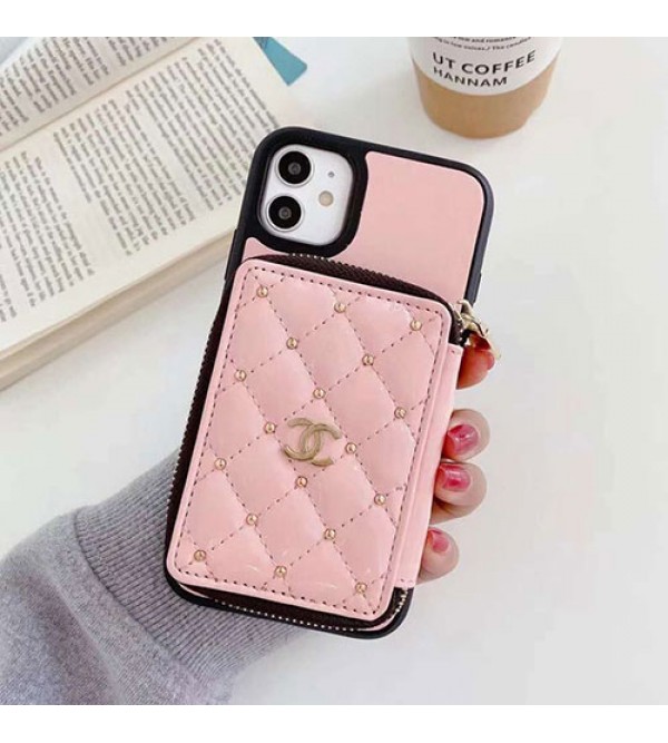 Chanel/シャネル ペアお揃い iphone13/12s/12 pro maxケース iphone xs/x/8/7/se2ケース アイフォン11/x/8/7スマホケース ブランド LINEで簡単にご注文可レディース アイフォンiphone xs/11/8 plusケース おまけつきアイフォン12カバー レディース バッグ型 ブランド