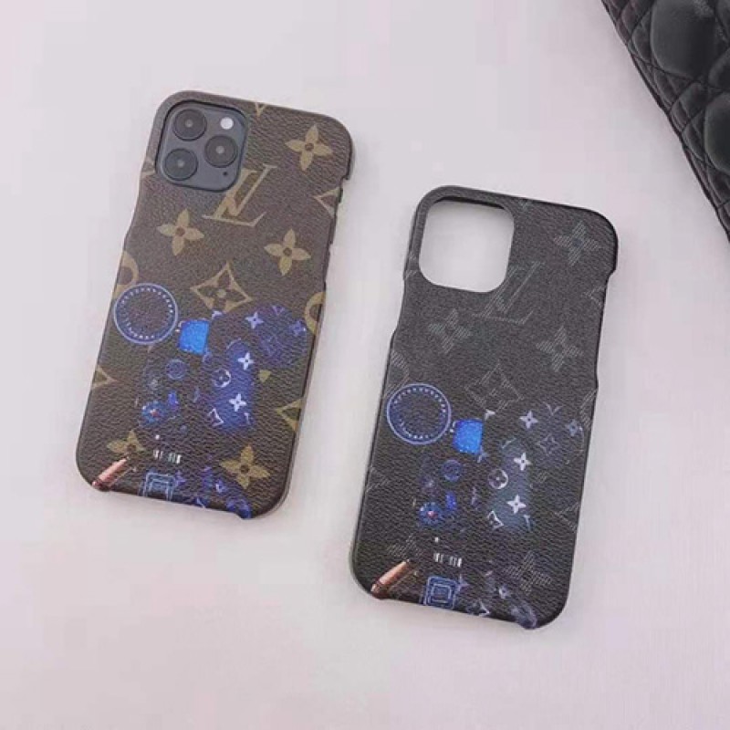 ルイヴィトン カウズ コラボ ブランド iPhone SE 第3世代/13/13 Pro/13 Pro Max/13 Miniケース 韓国風 熊柄 LV x KAWS ジャケット型 モノグラム アイフォン13/12/11/x/xr/xs/8/7カバー 大人気 メンズ レディーズ