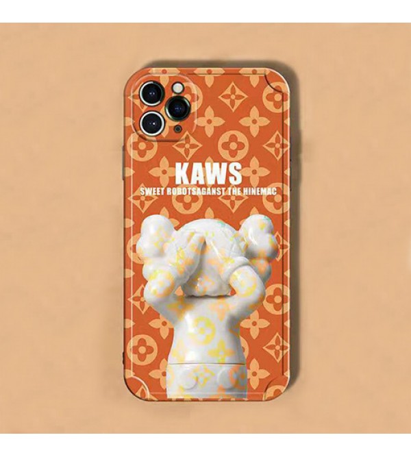 LV KAWS コラボ ブランド iphone 13 pro/13 pro max/13 miniケース おしゃれ ぬいぐるみ モノグラム ルイヴィトン カウズ シンプル 全面保護 アイフォン13/12/11/se2/x/xs/xr/8/7カバー  メンズ レデイーズ