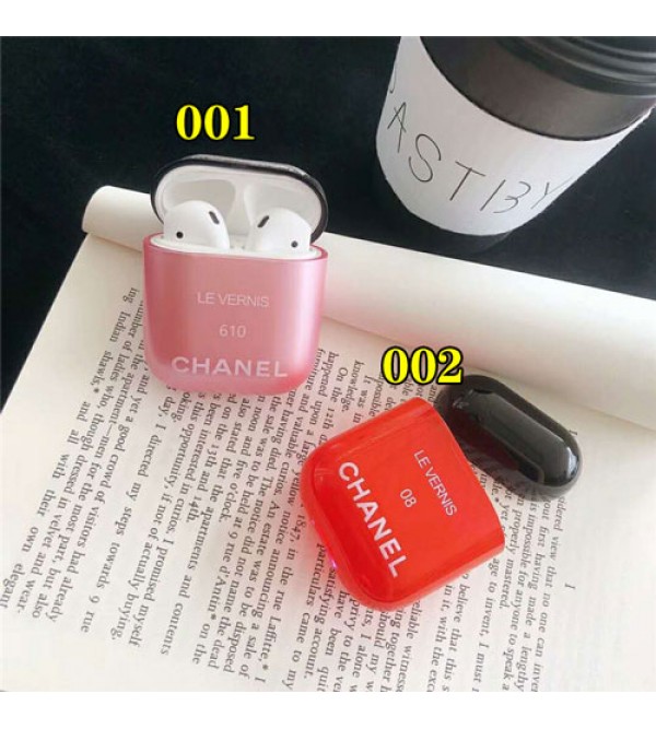 CHANEL/シャネル Air pods 3/2/1/proケース 紛失防止 ブランド エアーポッズ プロ/3/2/1ケース 小香風 イヤホンケース 紛失防止  耐衝撃 軽量 フック付きシリコン製 落下防止