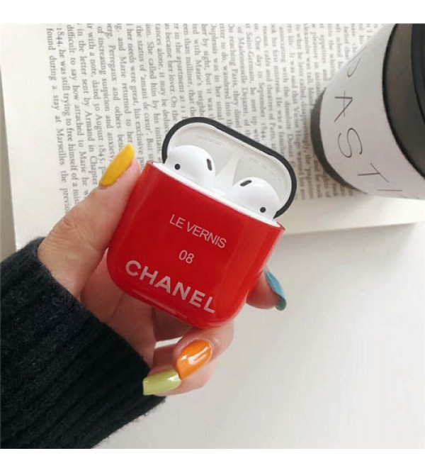 CHANEL/シャネル Air pods 3/2/1/proケース 紛失防止 ブランド エアーポッズ プロ/3/2/1ケース 小香風 イヤホンケース 紛失防止  耐衝撃 軽量 フック付きシリコン製 落下防止