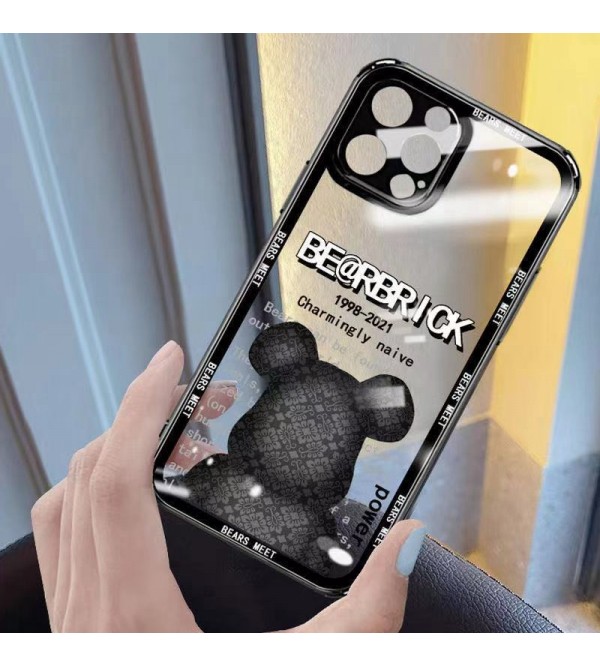 KAWS カウズ ブランド iphone 13pro/13mini/13pro maxケース BE@RBRICK インスタ風 背面ガラス クリアケース ジャケット型 熊柄 モノグラム アイフォン13/12 pro max/11/x/8/7カバー  黒白色 芸能人愛用 メンズ レディーズ