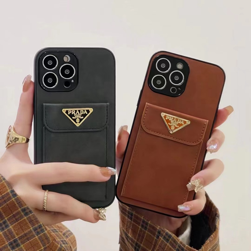 Prada プラダ女性向け iphone15pro max xr xs max 8/7 plusケース ガラス型 モノグラム iphone 15 14 plusケース 個性ブランド アイフォン15 8/7 plus se3 2 14 plus ケース 韓国風