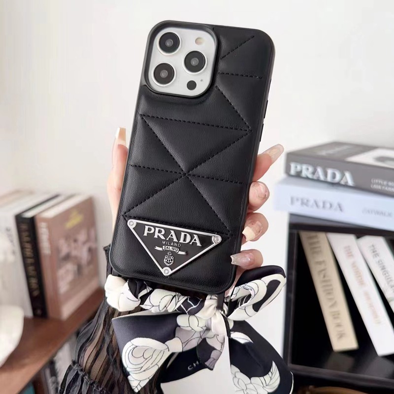 Prada プラダ女性向け iphone15pro max xr xs max 8/7 plusケース ガラス型 モノグラム iphone 15 14 plusケース 個性ブランド アイフォン15 8/7 plus se3 2 14 plus ケース 韓国風