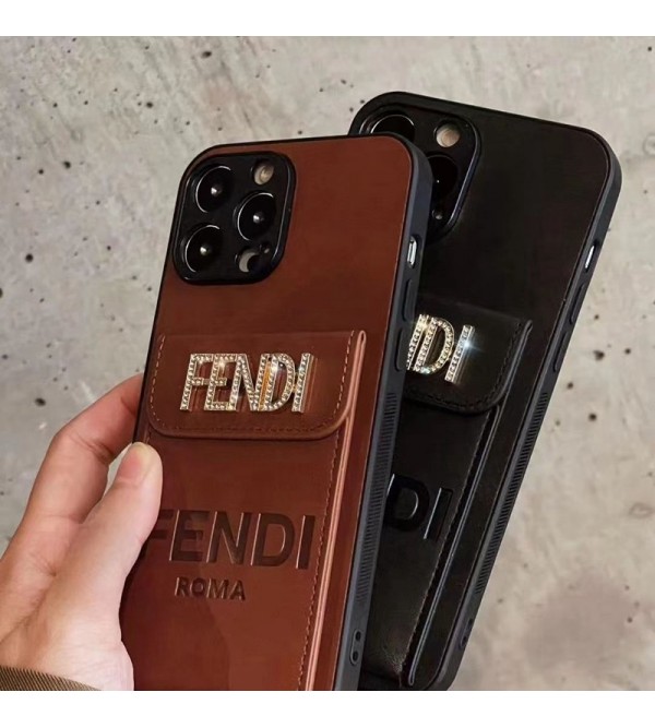 Fendi フェンデイ 男女兼用 人気 ブランド iphone15 14 13 12 proケース  手帳型 ストラップ付きブランド アイフォン15 8/7 plus se3 2 14 plus ケース 韓国風アイフォン15プラス 14ケース バッグ型