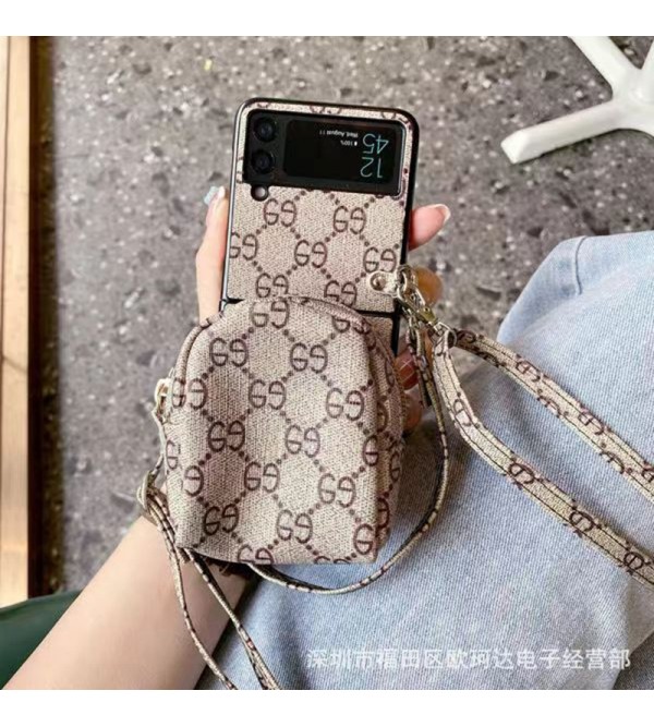 LV/ルイヴィトン Gucci/グッチ ブランド Galaxy z flip 4/3ケース かわいい 折りたたむ レザー ストラップ付き バング型 収納可能 モノグラム ブランド ギャラクシーZ Flip4/3カバー 保護 ファッション セレブ愛用 激安スマホケース