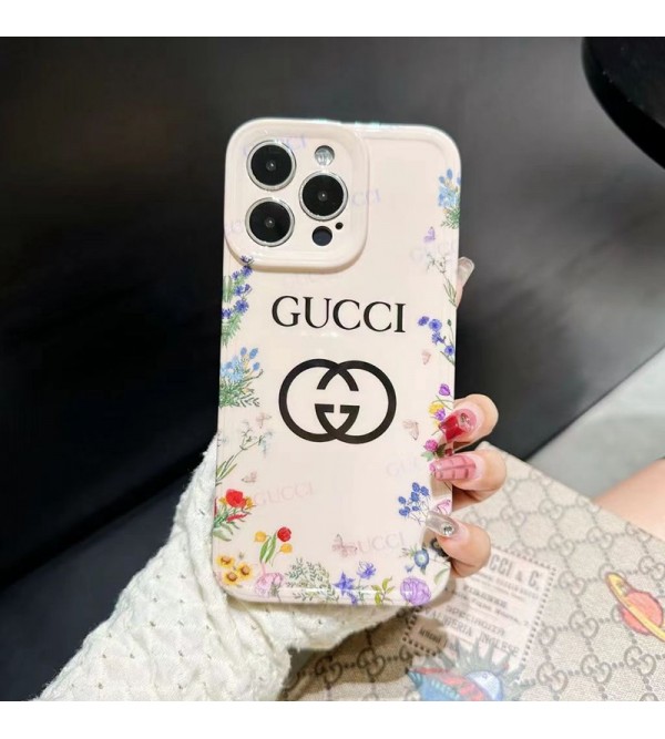 Gucci グッチアイフォン15/14 13 12プロマックス ケース かわいい 男女兼用 人気 ブランド iphone15 14 13 12 proケース  手帳型 ストラップ付きブランド アイフォン15 8/7 plus se3 2 14 plus ケース 韓国風