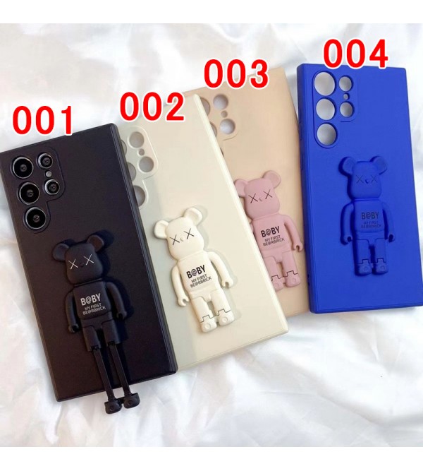 Kaws/カウズ ハイブランド Be@rbrick iPhone 14/14 Pro/14 Pro Maxケース スタンド機能 熊柄 モノグラム  シリコン 個性 ベアブリック Galaxy S23/S23 Plus/S23 Ultra/S22/S21/S20/S10/Note20/Note10カバー ジャケット型 アイフォン14プロ マックス/14プロ/14/13/12/11ケース コピー メンズ レディース