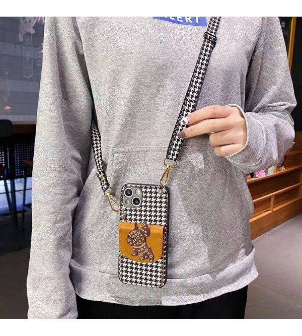 LV ハイブランド ルイ.ヴィトン Galaxy S22/S22+/S22 Plus/S22 Ultraケース かわいい モノグラム ブルドッグ柄 レザー ストラップ バング風 カード入れ iPhone13 Pro Max/13 Pro/13カバー 芸能人愛用 アイフォン13プロ マックス/13プロ/13/12/11/X/XS/XR/8/7スマホケース ファッション メンズ レディース