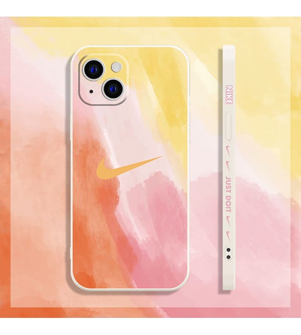 Nike ナイキ ブランド iphone 13 mini/13 pro/13 pro maxケース 韓国風 ビジネス 絵画 シリコン ジャケット型 アイフォン13/12 pro/12 pro max/x/xs/xrケース おまけつき 大人気 メンズ レディース 