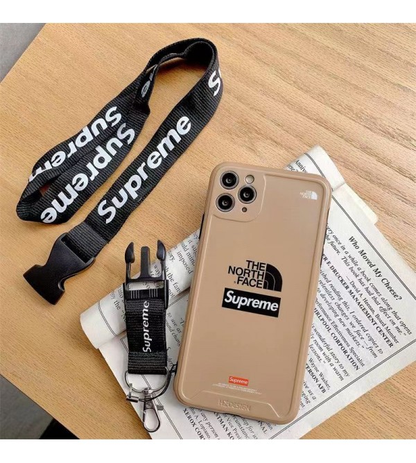 Supreme The North Face コラボ ブランド iphone14Pro max/14Pro14ケース シュプリーム ザノースフェイス 個性 ストラップ付き モノグラム ジャケット型 アイフォン14プロ マックス/14プロ/14/13/12/11カバー ファッション メンズ レディース