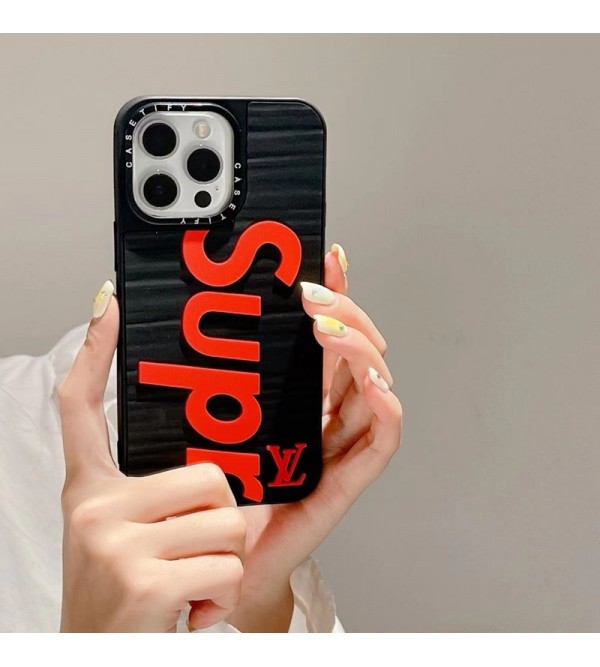 SUPREME/シュプリーム LV/ルイヴィトン コラボ ブランド iPhone 14/14 Pro/14 Pro Maxケース オシャレ モノグラム シリコン製 ジャケット型 赤黒白 アイフォン14/14プロ/14プロマックス/13/12/11カバー 全面保護 ファッション メンズ レディース