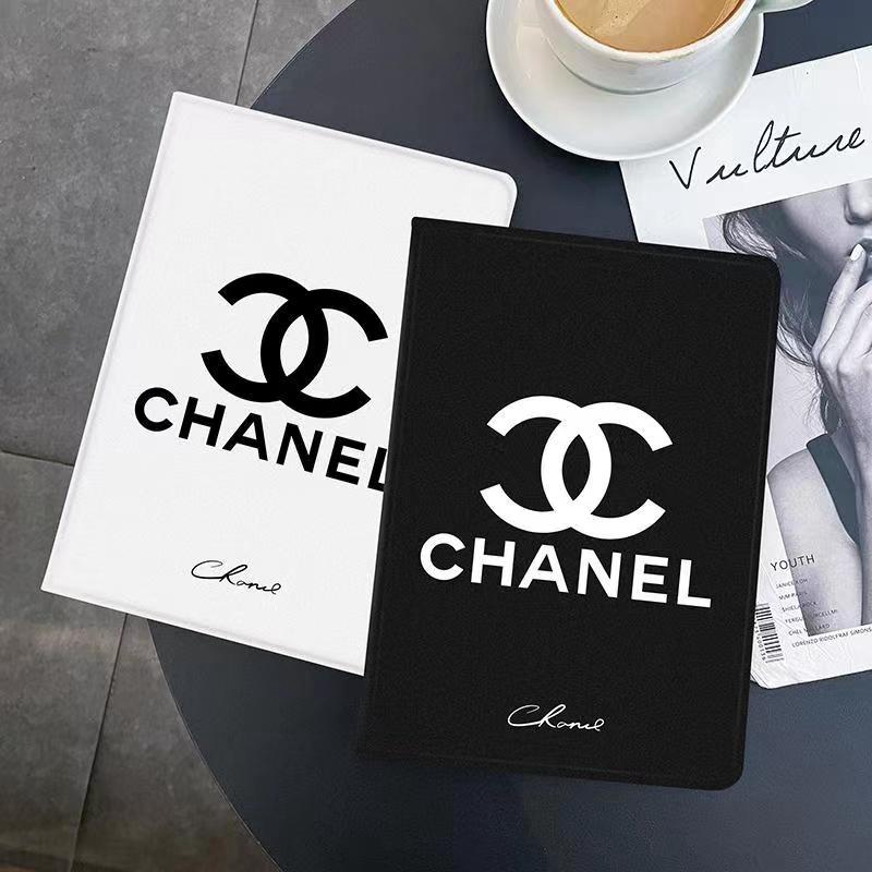 Chanel ブランド シャネル iPad 10/Pro 2022/Air 5/Mini 6/9ケース モノグラム 手帳型 スタンド付き黒白レディーズ