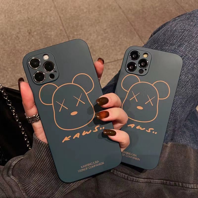 カウズ/KAWS ブランド iphone 13/13 pro/13 mini/13 pro maxケース インスタ風  ジャケット型 モノグラム 熊頭柄 かわいい