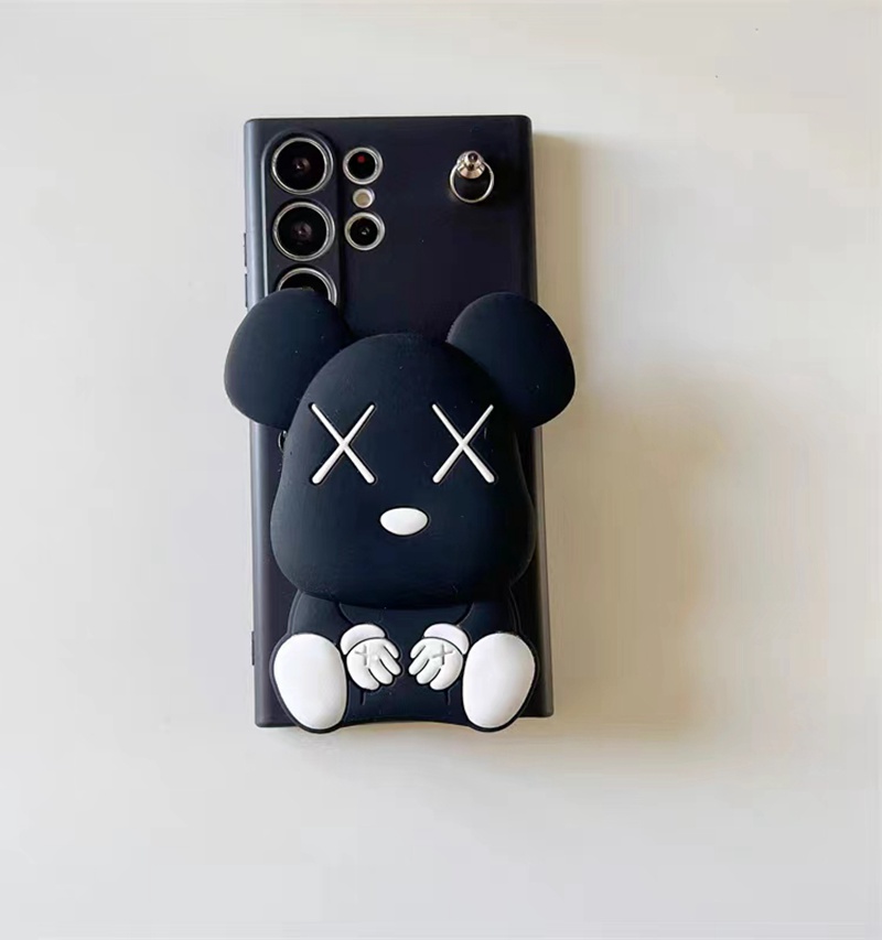 KAWS ブランド カウズGalaxy S23 Plus/S23 Ultraケース かわいい熊柄モノグラム ポケット収納 カード入れ ストラップ付シリコン スタンド機能 黒色