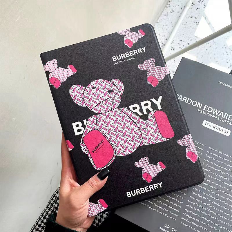 burberry ipad10/pro2022ケース熊バーバリー縫いぐるみ革スタンドキャラクター モノグラムブランド アイポッド プロ2022男女