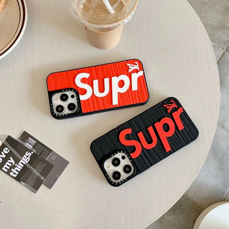 SUPREME/シュプリーム LV/ルイヴィトン コラボ ブランド IPhone 15 Pro Maxケース オシャレ モノグラム シリコン製 ジャケット型 赤黒白 アイフォン15プロマックス カバー 全面保護 レディース